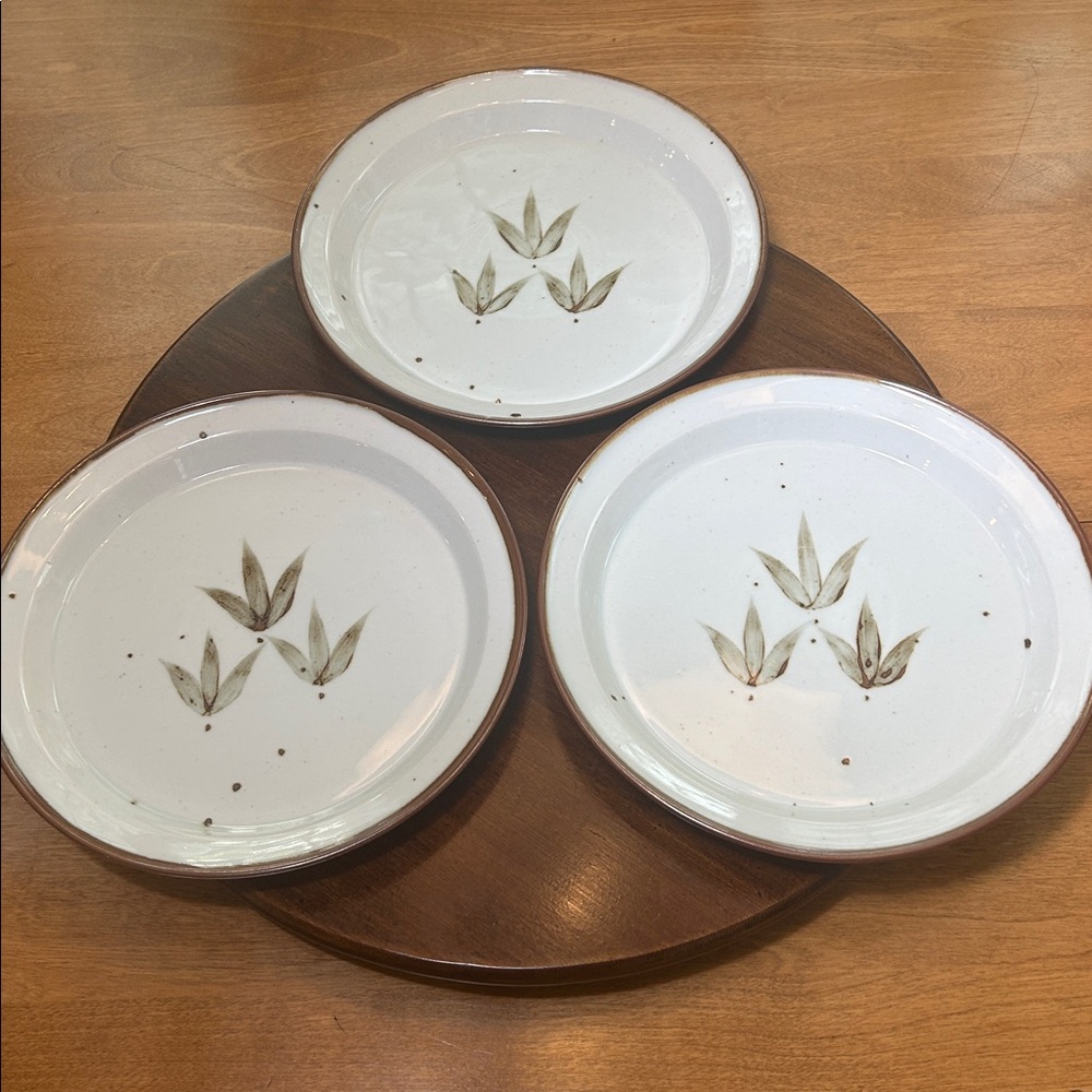 Whisper by DANSK Dinner Plates (3) - Picture 3 of 7